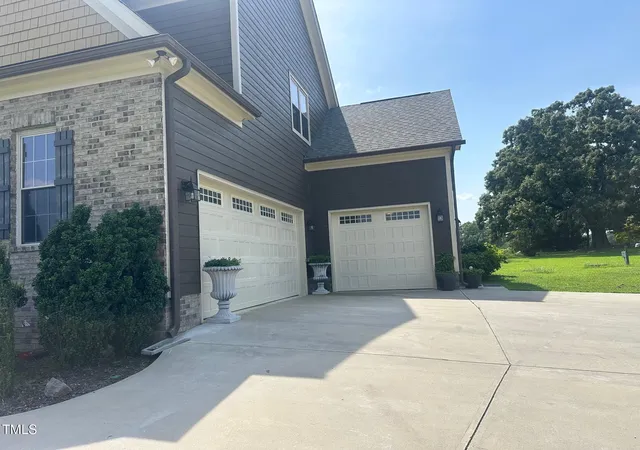 Photo 3 of Single family home for sale at 1612 Font Hills Ln, Knightdale, NC 27545 | MLS# 10111881 | Listing updated on 2026-08-23