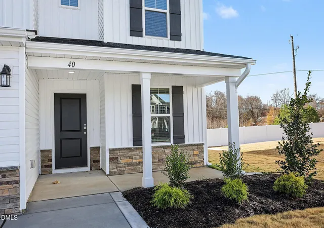 3rd image of 40 E Emily Gardens Dr #(lot 89), Selma, NC 27576 | MLS# 10111550