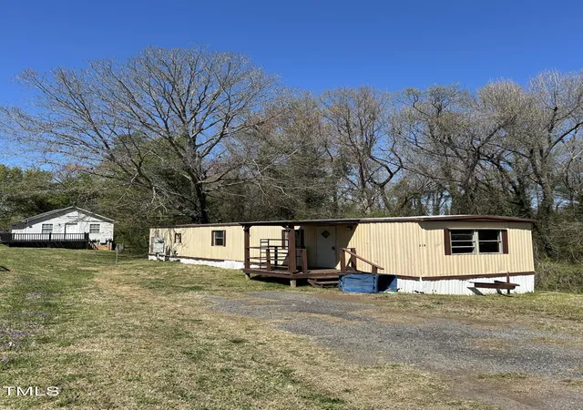 8th image of 303 37th St Sw, Hickory, NC 28602 | MLS# 10120943