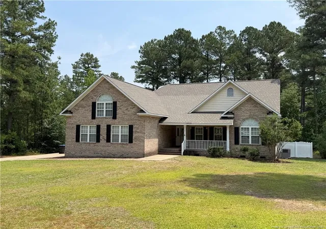 Photo 3 of Sale Pending at 912 Lewis St, Raeford, NC 28376 | MLS# 747678 | Listing updated on 2026-08-21