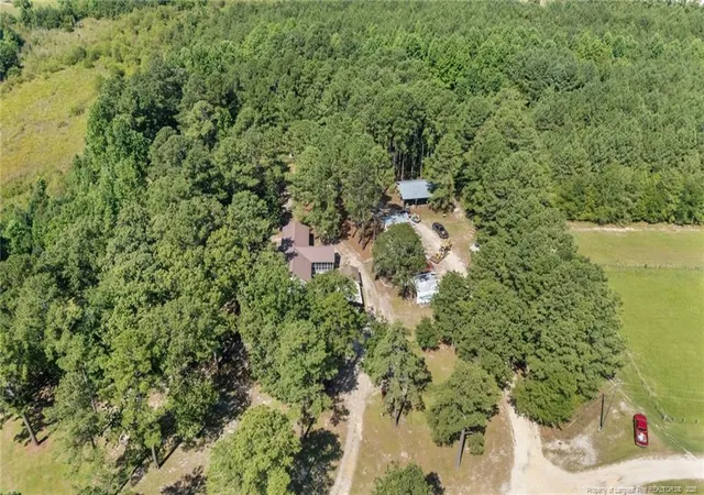 Photo 5 of Single Family Residence at 255 Sarason Pl, Vass, NC 28394 | MLS# 747726 |  | Sold on 2026-07-30