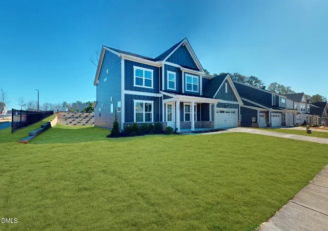 2nd image of 1201 Opal Ln, Durham, NC 27705 | MLS# 10114178