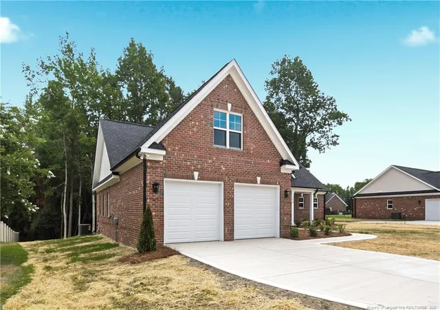 Homes for sale in Autryville, NC | 154 Ridge Stone Dr, Autryville, NC 28318 | MLS# 748194