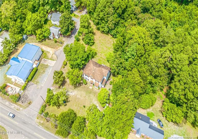 Homes for sale in Carthage, NC | 801 Monroe St, Carthage, NC 28327 | MLS# 748397