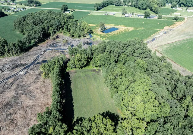 18th image of 10455 Us Hwy 701 Hwy, Newton Grove, NC 28366 | MLS# 10115206