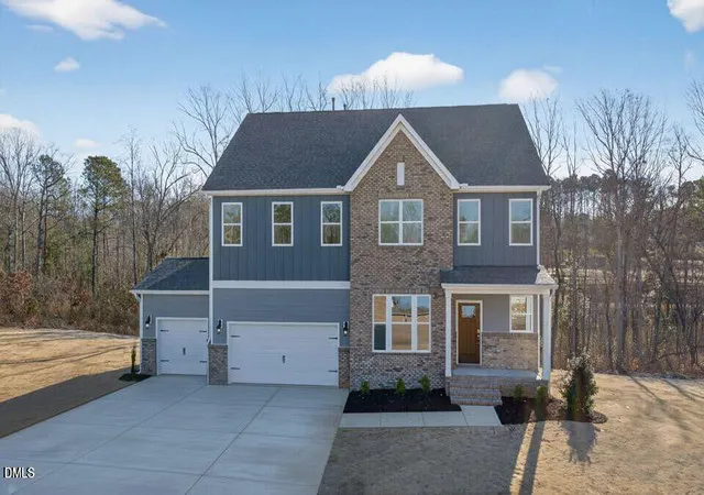 Photo 2 of Single family home for sale at 54 E Fire Opal Ct, Clayton, NC 27520 | MLS# 10114932 | Listing updated on 2026-09-09