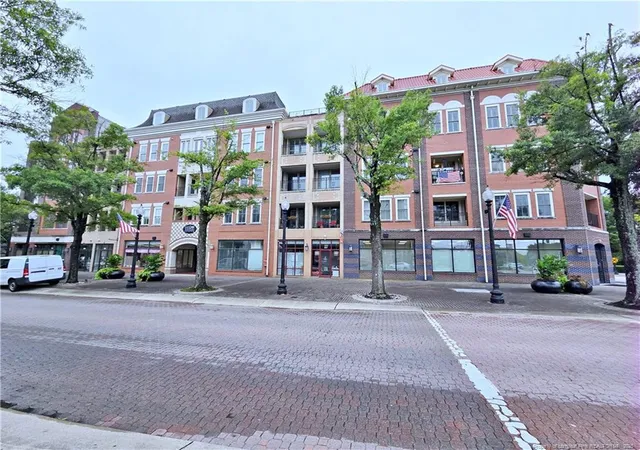 2nd image of 325 Hay St #307, Fayetteville, NC 28301 | MLS# 749046