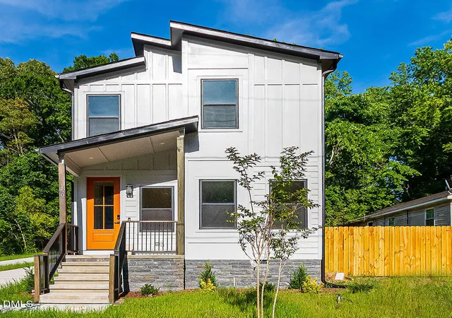 Photo 2 of Single family home for sale at 1506 N Hyde Park Ave, Durham, NC 27701 | MLS# 10125999 | Listing updated on 2026-07-18
