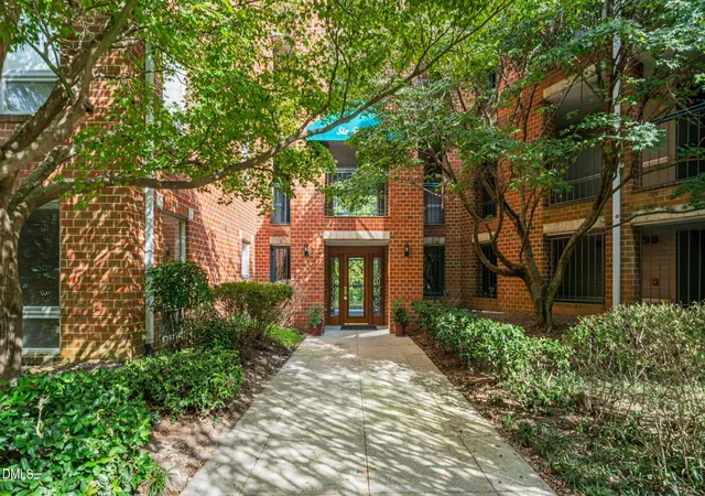 Photo 3 of Condominium at 620 Martin Luther King Jr Blvd #602, Chapel Hill, NC 27514 | MLS# 10124192 | | Sold on 2026-05-26