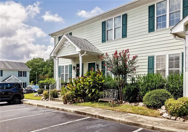 Photo 3 of Townhouse for sale at 456 Cityview Ln, Fayetteville, NC 28301 | MLS# 748962 | Listing updated on 2026-07-18