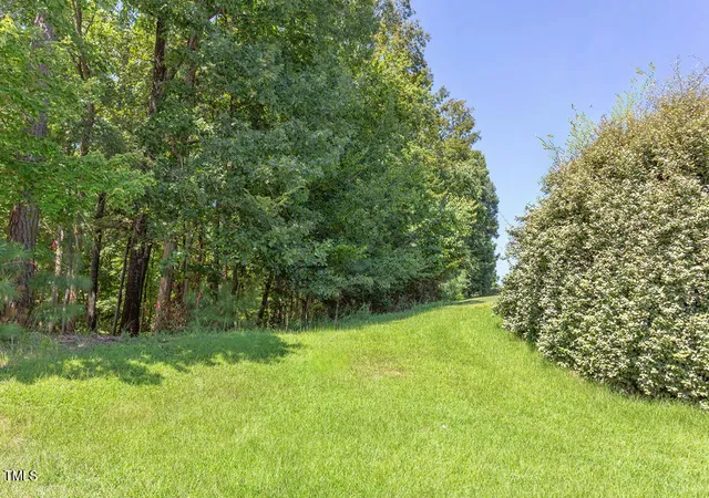 2nd image of 204 Alta Ct, Chapel Hill, NC 27514 | MLS# 10119584