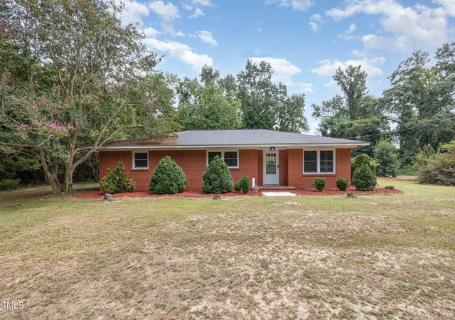 Photo 3 of Sale Pending at 141 Clydes Ln, Goldsboro, NC 27530 | MLS# 10118393 | Listing updated on 2026-09-16