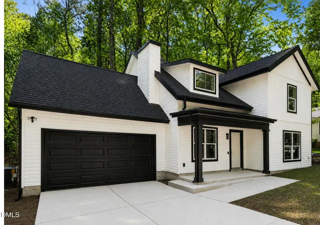 Photo 1 of Single family home for sale at 812 Shady Ln, Sanford, NC 27332 | MLS# 10119628 | Listing updated on 2026-09-03