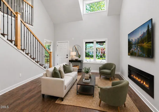 Photo 4 of Single family home for sale at 812 Shady Ln, Sanford, NC 27332 | MLS# 10119628 | Listing updated on 2026-09-03