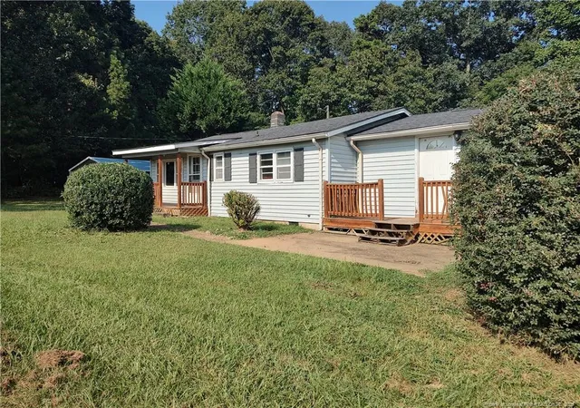 Homes for sale in Sanford, NC | 53 Old E C Womack Rd, Sanford, NC 27330 | MLS# 749088