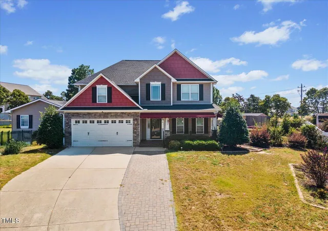 Photo 3 of Sale Pending at 174 Silverthorne Dr, Sanford, NC 27332 | MLS# 10120356 | Listing updated on 2026-08-06