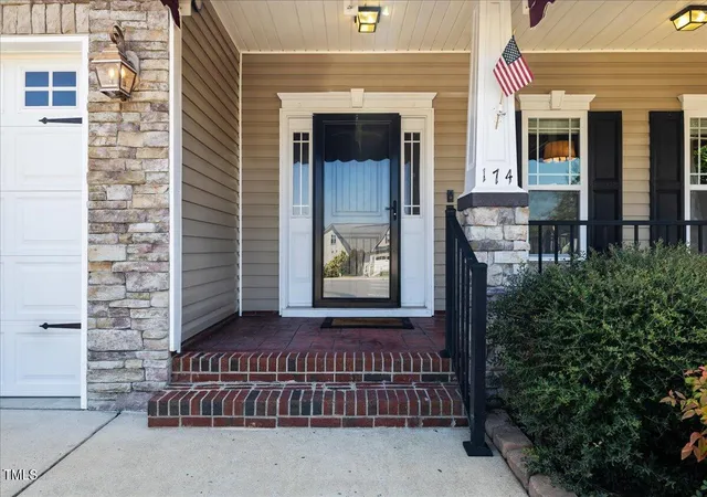 Photo 4 of Sale Pending at 174 Silverthorne Dr, Sanford, NC 27332 | MLS# 10120356 | Listing updated on 2026-08-06