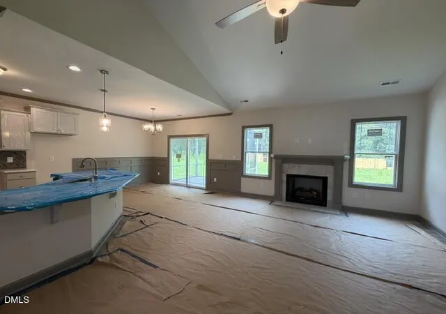 Photo 4 of Sale Pending at 105 Lynn Ln, Selma, NC 27576 | MLS# 10120981 | Listing updated on 2026-09-02