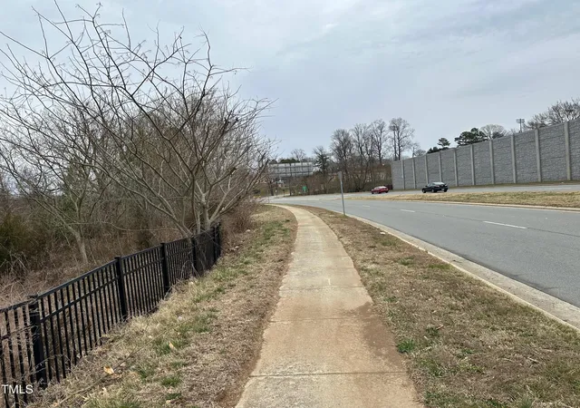 5th image of 1104 Bruce St, Winston Salem, NC 27107 | MLS# 10120894
