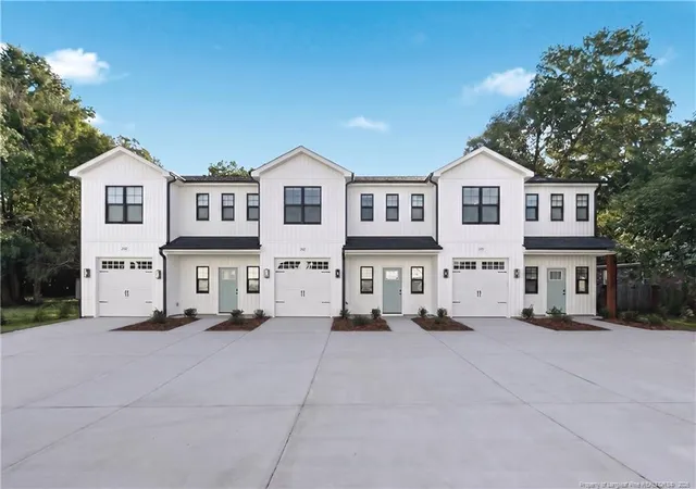 1st image of 3929 Hamilton St, Hope Mills, NC 28348 | MLS# 748747