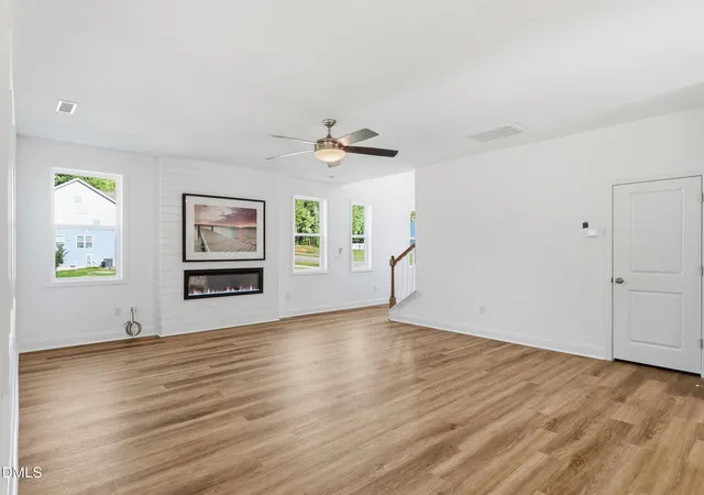 Photo 5 of Single family home for sale at 5857 Genesee Dr, Durham, NC 27712 | MLS# 10122172 | Listing updated on 2026-09-01