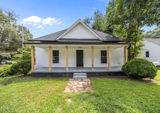 Homes for sale in Burlington, NC | 625 N Mebane St, Burlington, NC 27217 | MLS# 10122649