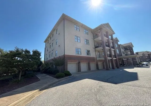 3rd image of 220 Hugh Shelton Loop, Fayetteville, NC 28301