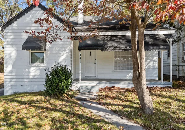 Photo 3 of Single family home for sale at 541 N Daughtry St, Rocky Mount, NC 27801 | MLS# 10123443 | Listing updated on 2026-09-14