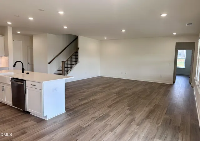 4th image of 466 Parklane Dr, Gibsonville, NC 27249 | MLS# 10124454