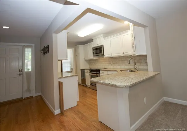 Listing Photo 5 - Condo for sale in building located at 175 N Knl Rd, Southern Pines, NC 28387