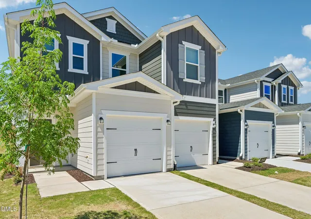 3rd image of 3033 Glen Lyon Dr, Durham, NC 27703 | MLS# 10125444