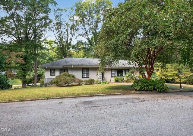 2nd image of 910 Marrow Dr, Henderson, NC 27536 | MLS# 10126721