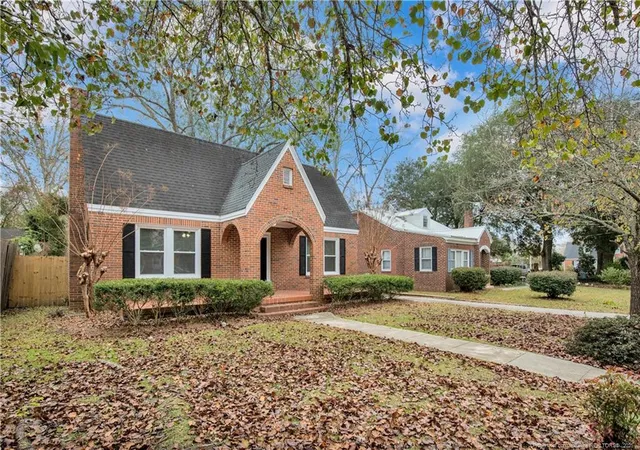 Photo 2 of Single family home for sale at 308 E 17th Street, Lumberton, NC 28358 | MLS# 751274 | Listing updated on 2026-08-26