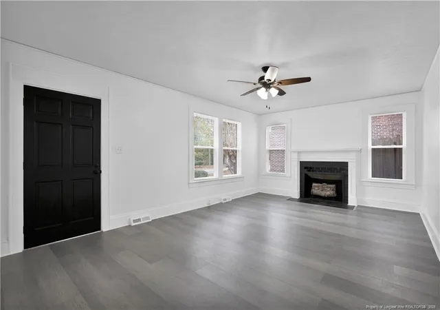 Photo 3 of Single family home for sale at 308 E 17th Street, Lumberton, NC 28358 | MLS# 751274 | Listing updated on 2026-08-26