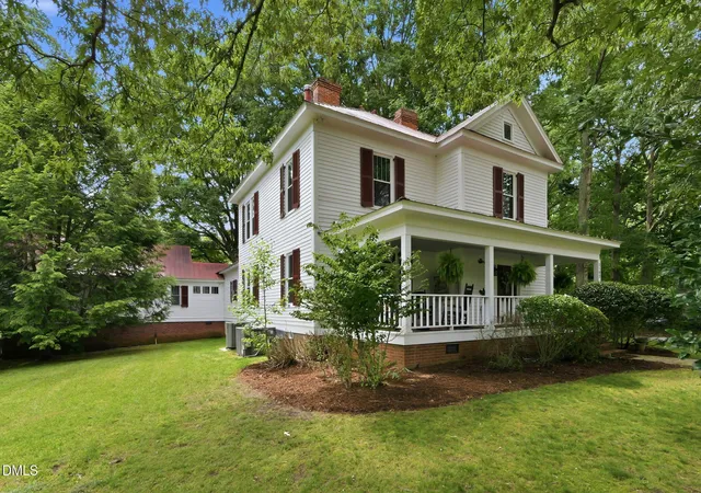 Photo 5 of Single family home for sale at 2102 Bahama Rd, Bahama, NC 27503 | MLS# 10170106 | Listing updated on 2026-09-03