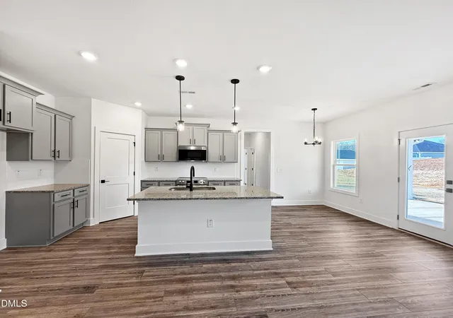 Photo 4 of Single family home for sale at 703 Dunlawton Ct, Sanford, NC 27330 | MLS# 10125920 | Listing updated on 2026-10-08