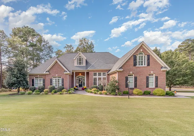 Photo 3 of Single Family Residence at 512 W Franklin St, Zebulon, NC 27597 | MLS# 10125943 | | Sold on 2026-07-24