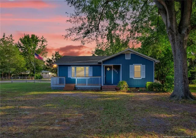 2nd image of 5301 Walnut Dr, Fayetteville, NC 28304 | MLS# 751399