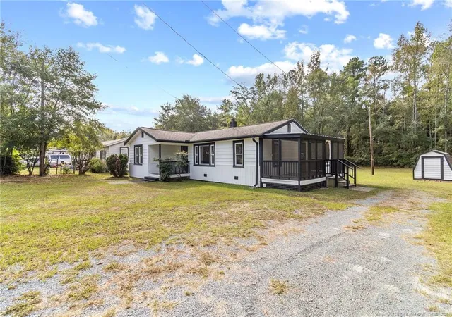 Homes for sale in Wagram, NC | 21480 Jane Shaw Rd, Wagram, NC 28396 | MLS# 750506