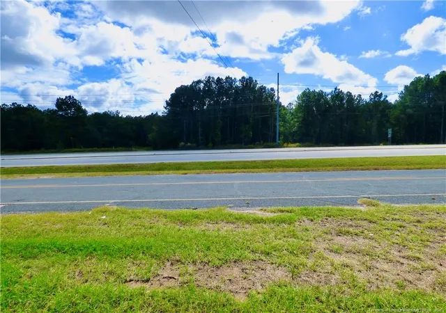 2nd image of 1185 S Eastern Blvd, Fayetteville, NC 28306 | MLS# 751207