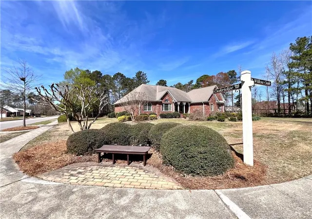 Photo 3 of Single Family Residence at 4901 Willow Oak Dr, Lumberton, NC 28358 | MLS# 751851 | | Sold on 2026-05-28