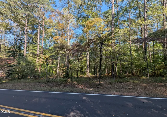 4th image of 1417 Poinsett Dr, Chapel Hill, NC 27517 | MLS# 10128848