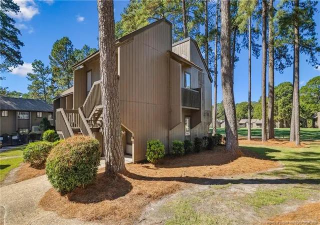 Homes for sale in Pinehurst, NC | 115 Beulah Hill Rd S, Pinehurst, NC 28374 | MLS# 752043