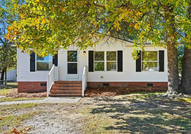 Photo 1 of Manufactured On Land at 27 Tryon Ct W, Spring Lake, NC 28390 | MLS# 10128811 |  | Sold on 2026-05-19