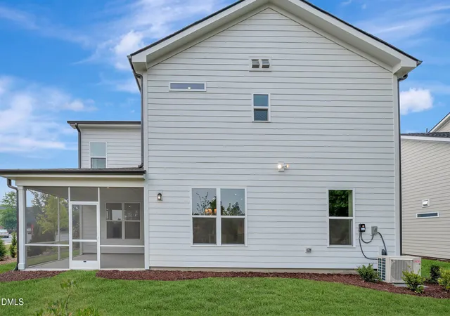 Photo 3 of Sale Pending at 2511 Vetrina Way, Apex, NC 27502 | MLS# 10128849 | Listing updated on 2026-07-18