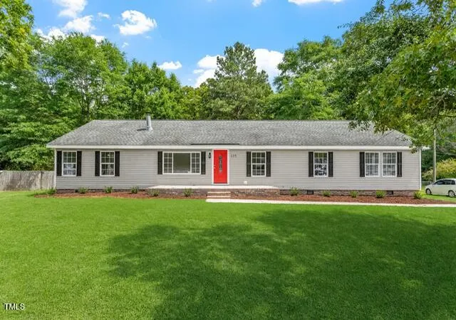 Photo 1 of Manufactured On Land at 125 Hillcreek Dr, Parkton, NC 28371 | MLS# 10129452 |  | Sold on 2026-05-18
