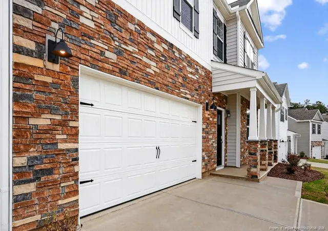 Photo 4 of Single Family Residence at 1043 Misty Crk Dr, Aberdeen, NC 28315 | MLS# 752269 | | Sold on 2026-05-27