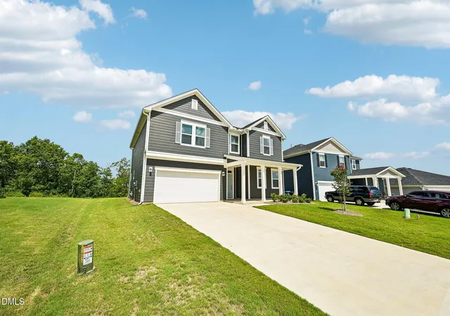 Photo 2 of Single family home for sale at 23 Chestnut Oak Ln, Lillington, NC 27546 | MLS# 10129527 | Listing updated on 2026-09-03