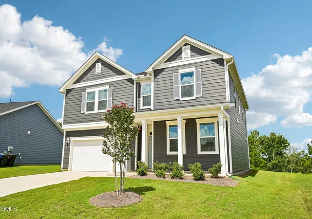Photo 5 of Single family home for sale at 23 Chestnut Oak Ln, Lillington, NC 27546 | MLS# 10129527 | Listing updated on 2026-09-03