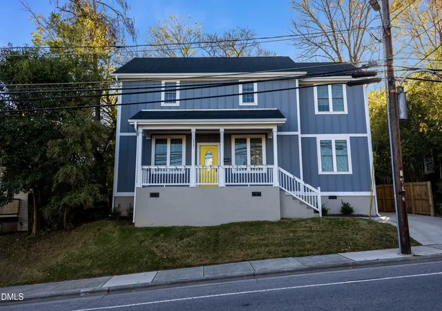 Photo 4 of Single Family Residence at 1521 Chapel Hl Rd, Durham, NC 27701 | MLS# 10129721 | | Sold on 2026-05-18